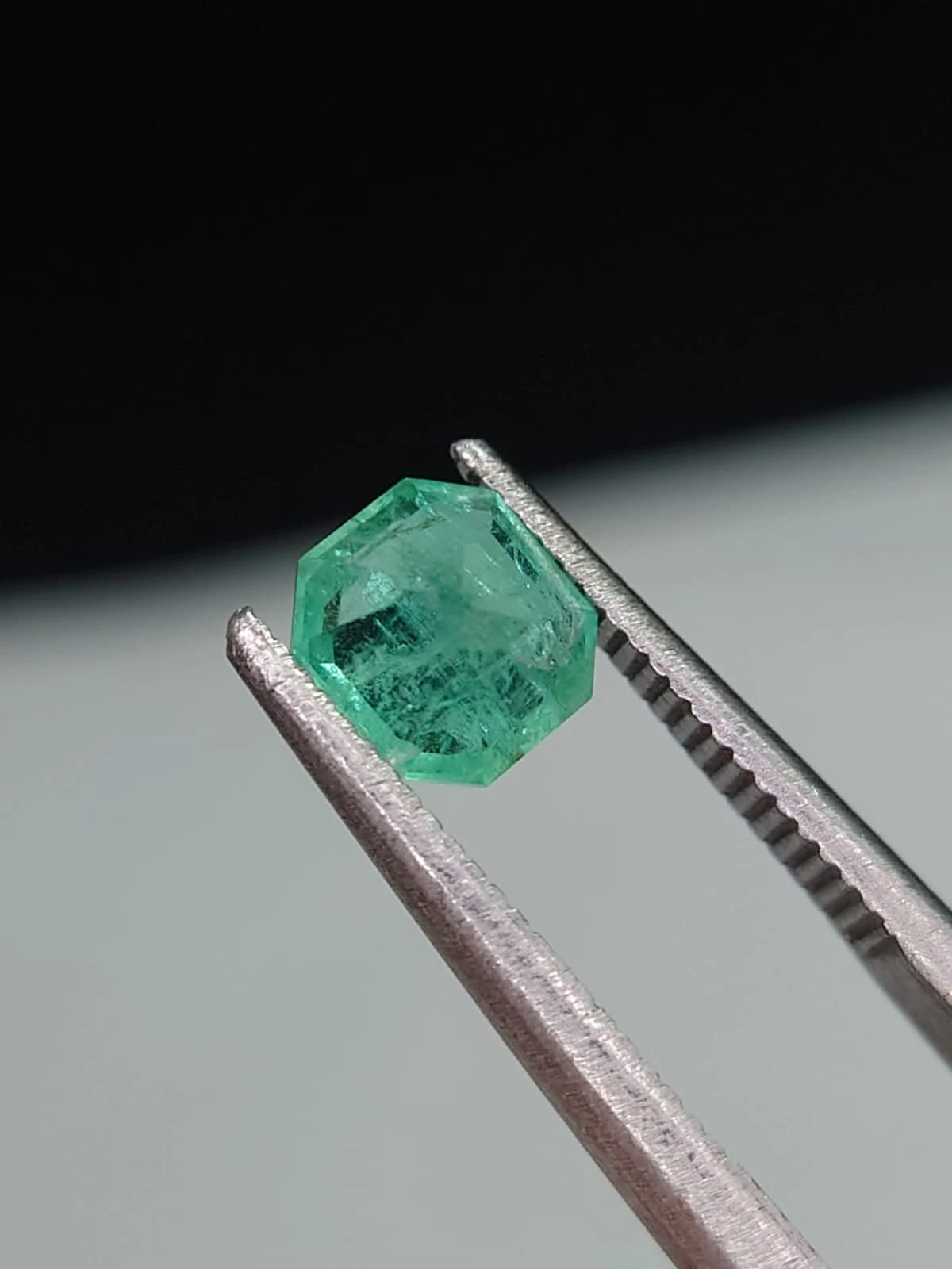 0.68ct Natural Emerald from Panjshir — view 4